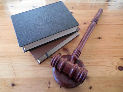 Founder and admitted attorney managing Cape Town Legal Logistics